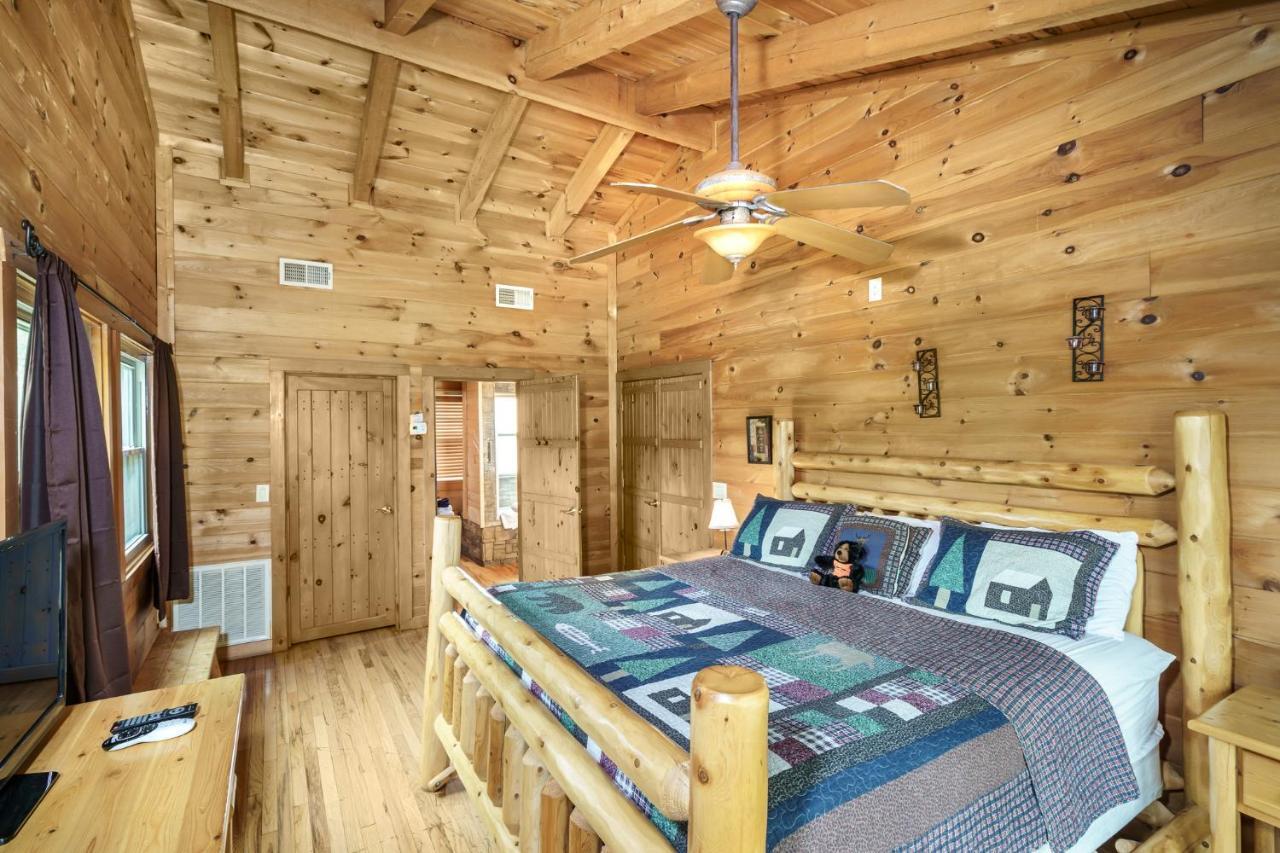 Glori'S Retreat, Game Room, 1089 Of Free Attraction Tickets For Each Paid Day, Dollywood And More Pigeon Forge Extérieur photo