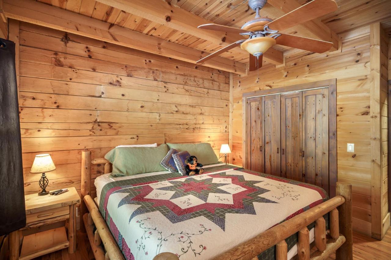 Glori'S Retreat, Game Room, 1089 Of Free Attraction Tickets For Each Paid Day, Dollywood And More Pigeon Forge Extérieur photo